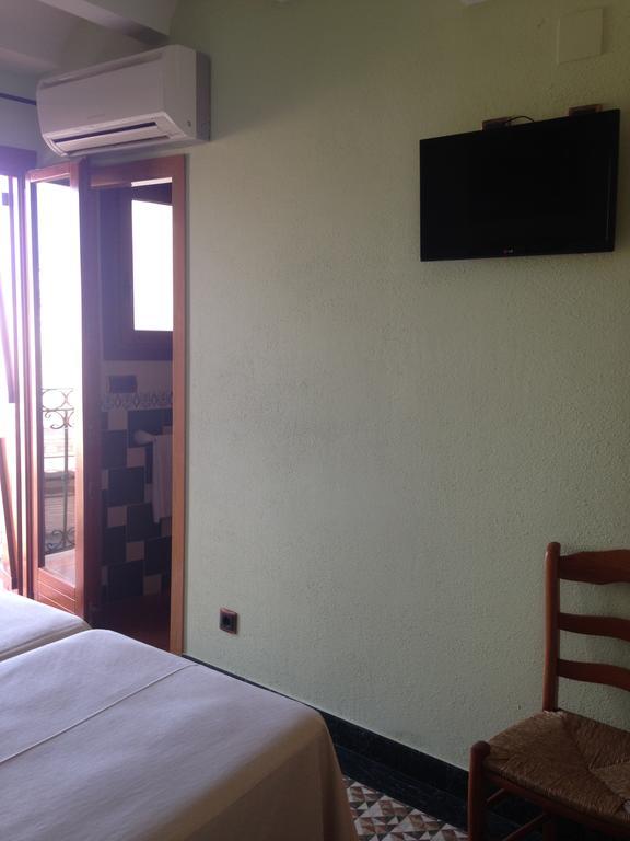 Hostal Aranda Peñíscola Esterno foto